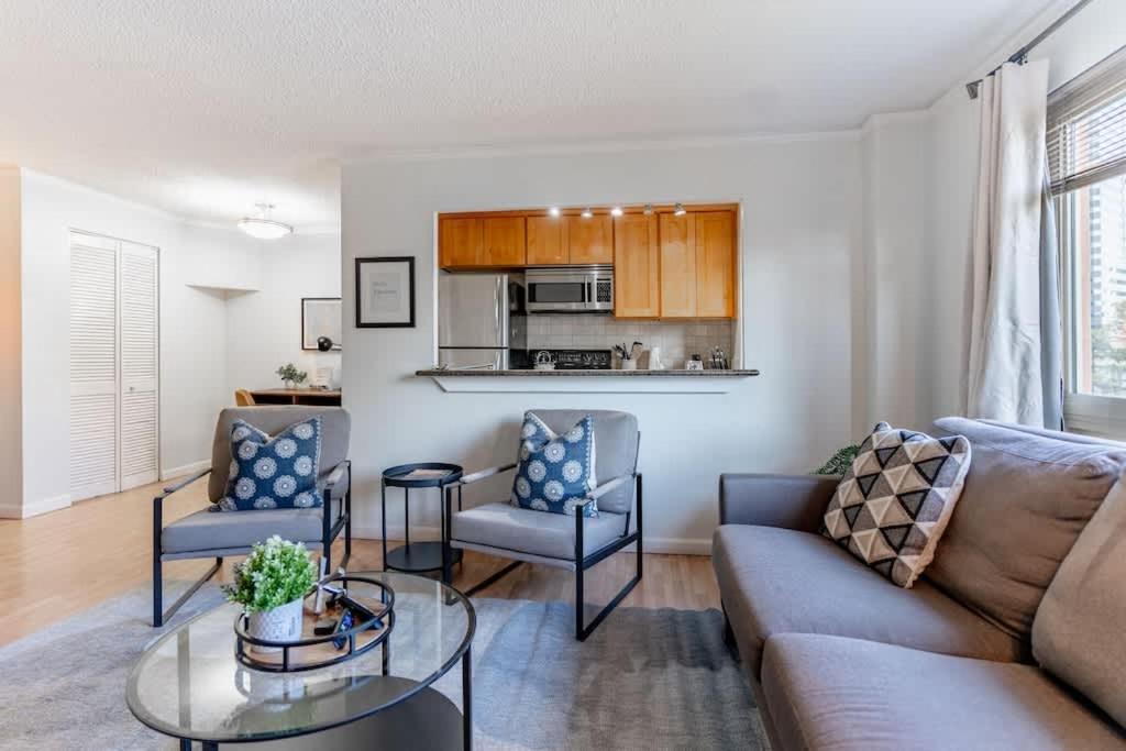 Vibrant Downtown, King Bed, Work Desk & Kitchen Βίλα Σιάτλ Εξωτερικό φωτογραφία